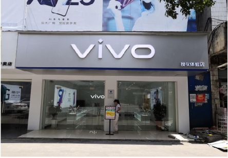 丘北}做一个门店面广告招牌需要多少钱？